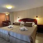 Crystal Palace - Vista Otel